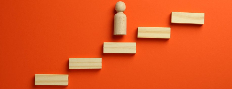 Пирамида Дилтса: логические уровни и их практическое применение