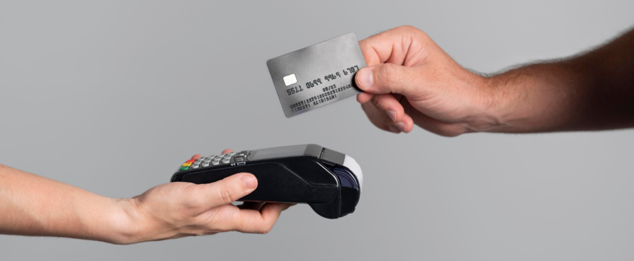 Постоплата: что это такое, как работает и как прописать в договоре